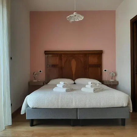 فندق مبيت وإفطار La Quercia San Mauro di Saline