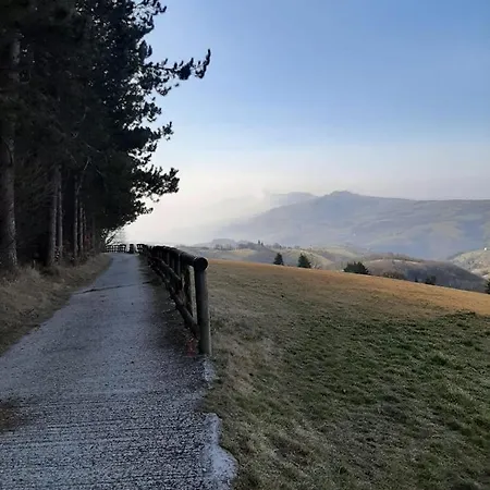 La Quercia فندق مبيت وإفطار 3*